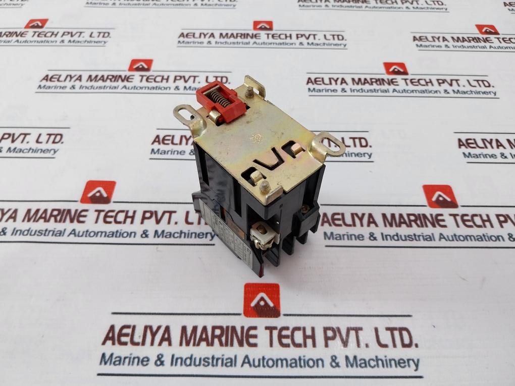 Telemecanique Ca2-dn 140 Contactor Relay