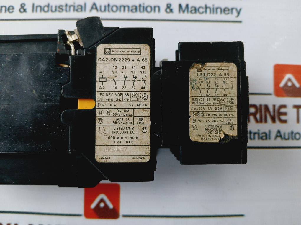 Telemecanique Ca2-dn2229•A 65 Control Relay