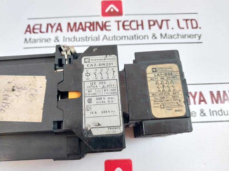 Telemecanique Ca2-dn231 Control Relay Iec 255 10A 660V