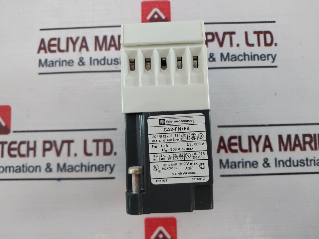 Telemecanique Ca2-fn 122 Control Relay 220V 60Hz