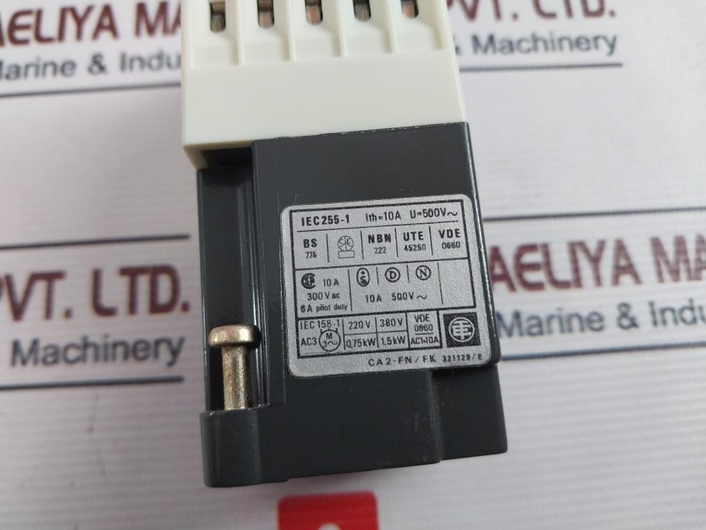 Telemecanique Ca2-fn 131 Relay 208-220V 60Hz