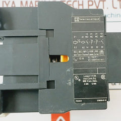 Telemecanique Ca2 Dk22 Latching Control Relay 24V 50/60Hz