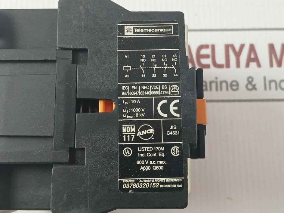 Telemecanique Ca2 Dn22 Auxiliary Control Relay