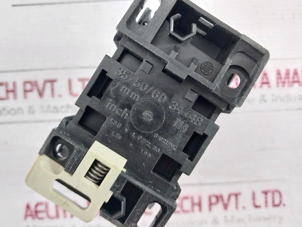Telemecanique Ca2 Dn22 Contactor 6A 500V Jis C4531 220-230V 50Hz/60Hz