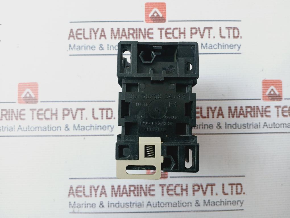 TELEMECANIQUE CA2DN22 Control Relay 10A