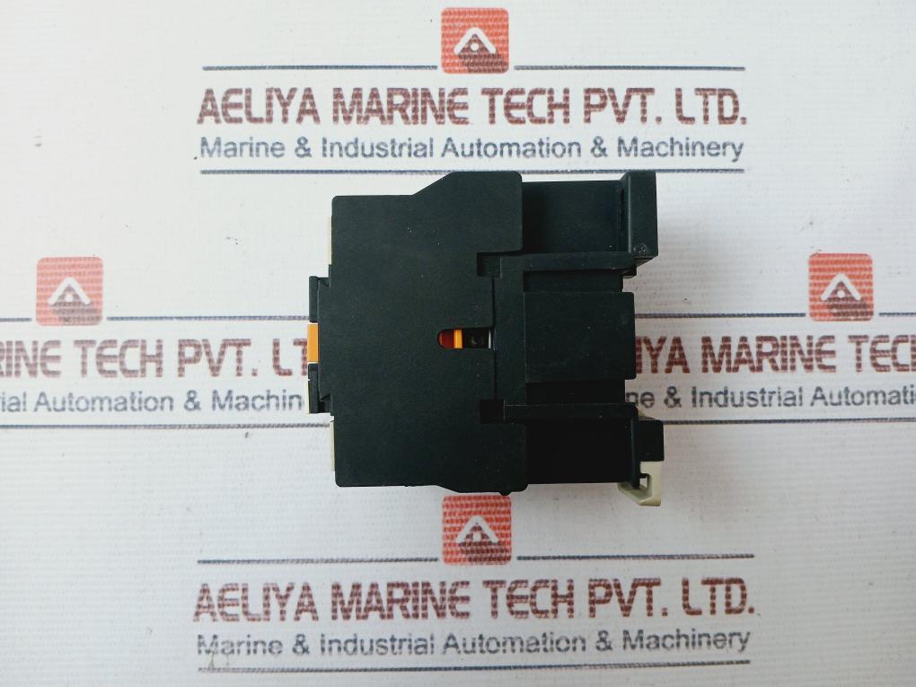 TELEMECANIQUE CA2DN22 Control Relay 10A