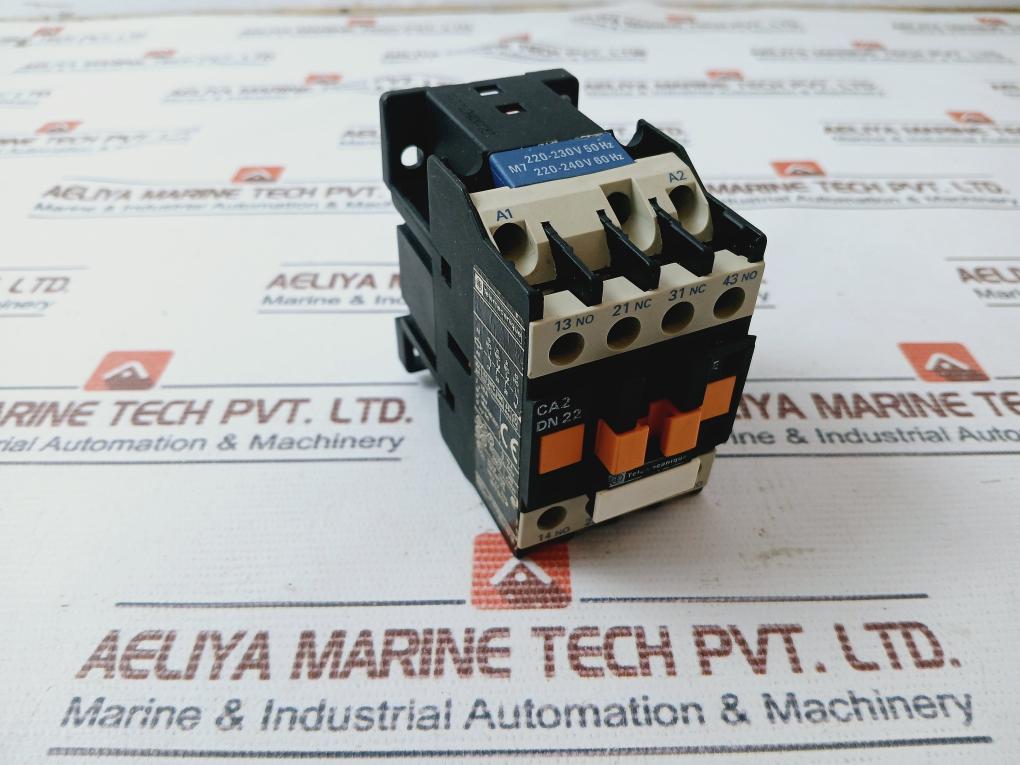 TELEMECANIQUE CA2DN22 Control Relay 10A