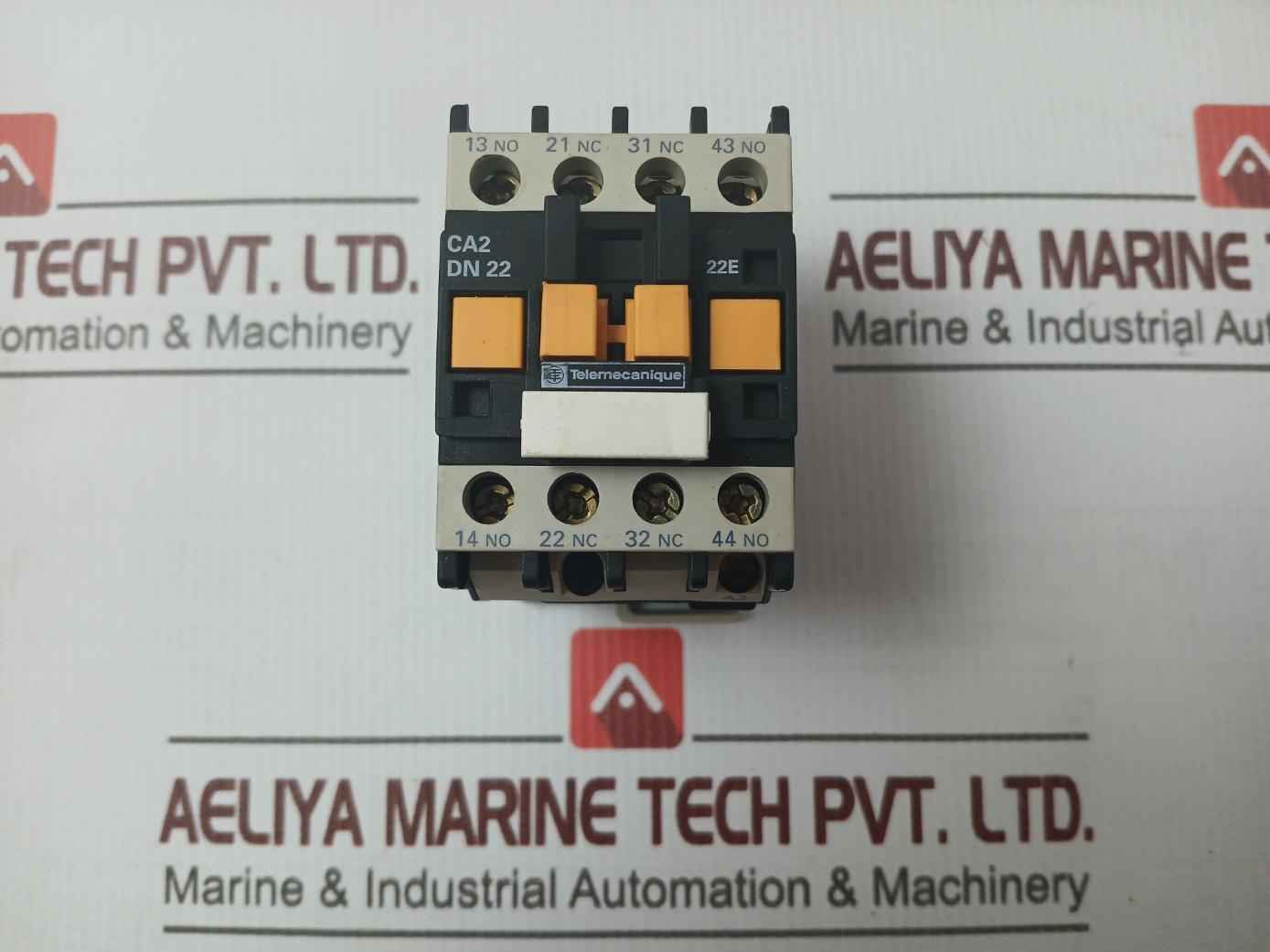 Telemecanique Ca2 Dn22 Control Relay 220-230V 50Hz