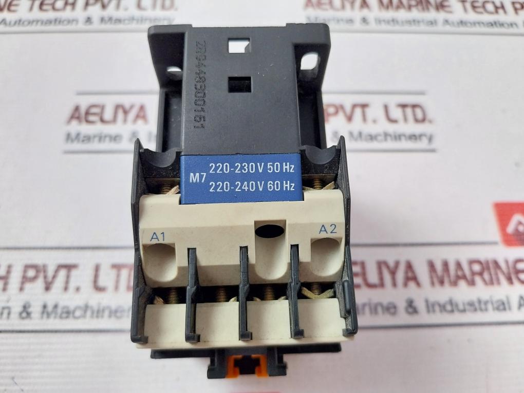 Telemecanique Ca2 Dn22 Control Relay 220-240V 50/60Hz