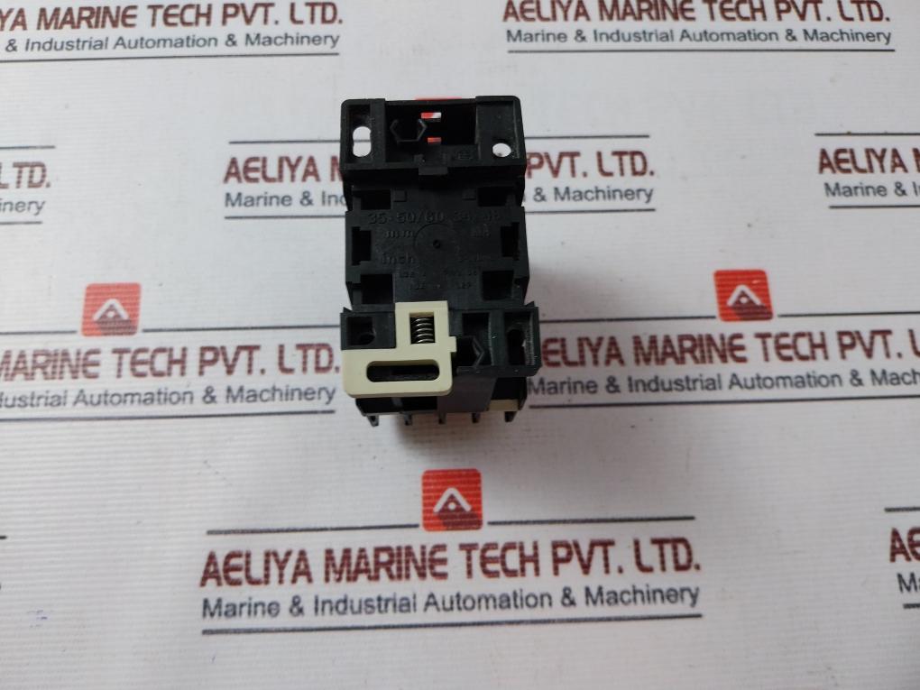 Telemecanique CA2 DN22 Control Relay 220-240V 50/60Hz