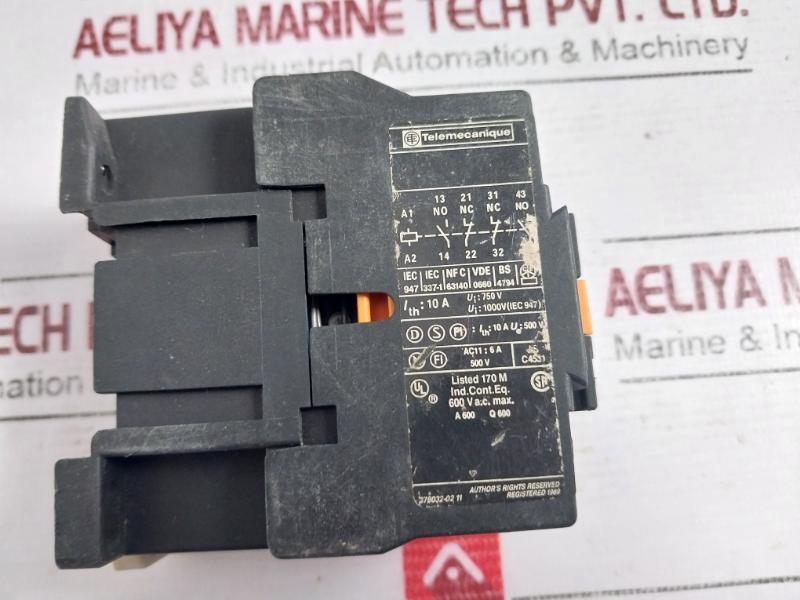 Telemecanique Ca2 Dn22 Control Relay Iec 337-1 220-240V 60Hz Jis C4531 8B95492