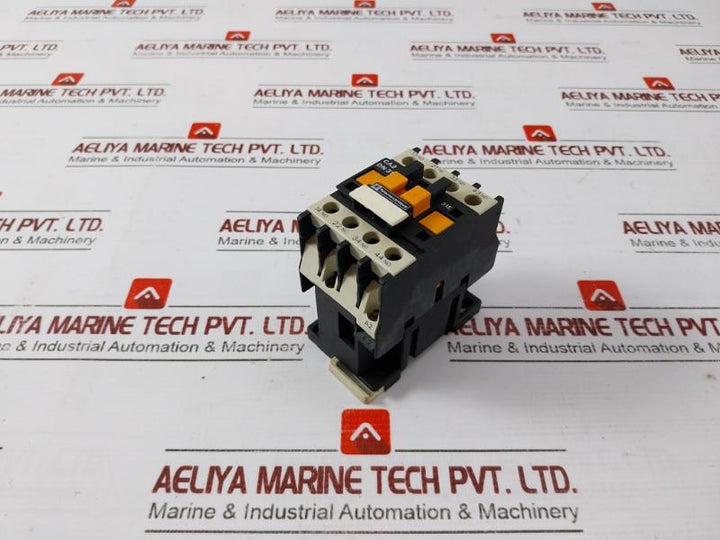 Telemecanique Ca2 Dn 31 Control Relay 750V 1000V 10A 220-240V 50/60Hz