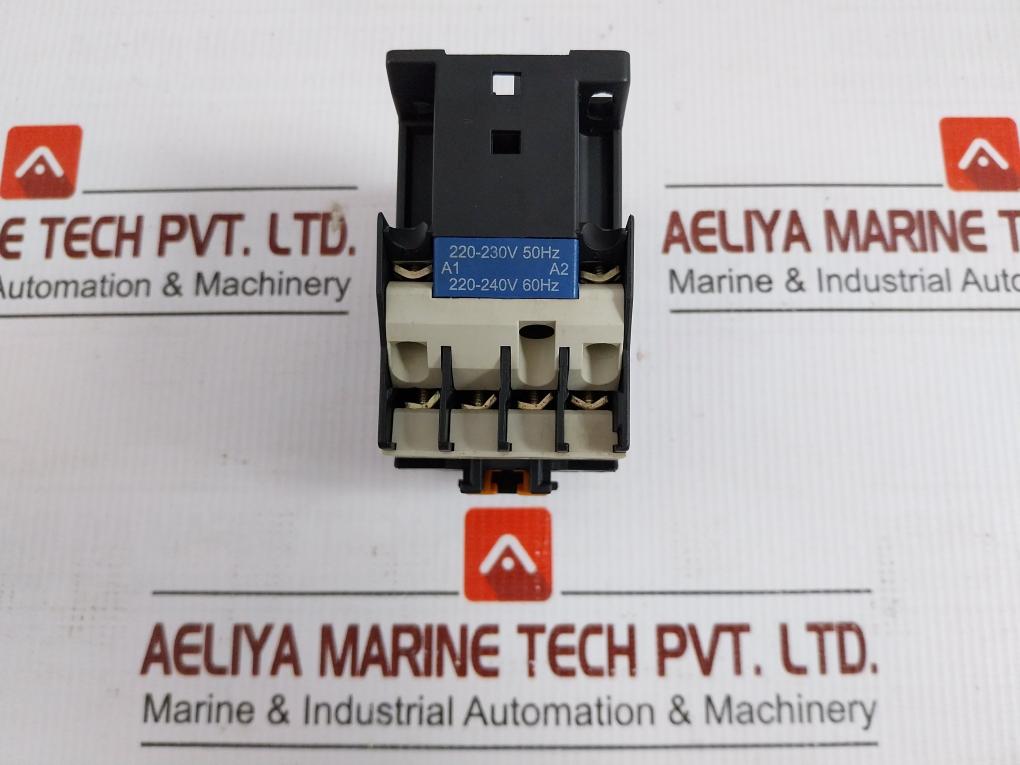 Telemecanique 220-240 Vac 50/60 Hz Control Relay Ca2-dn40