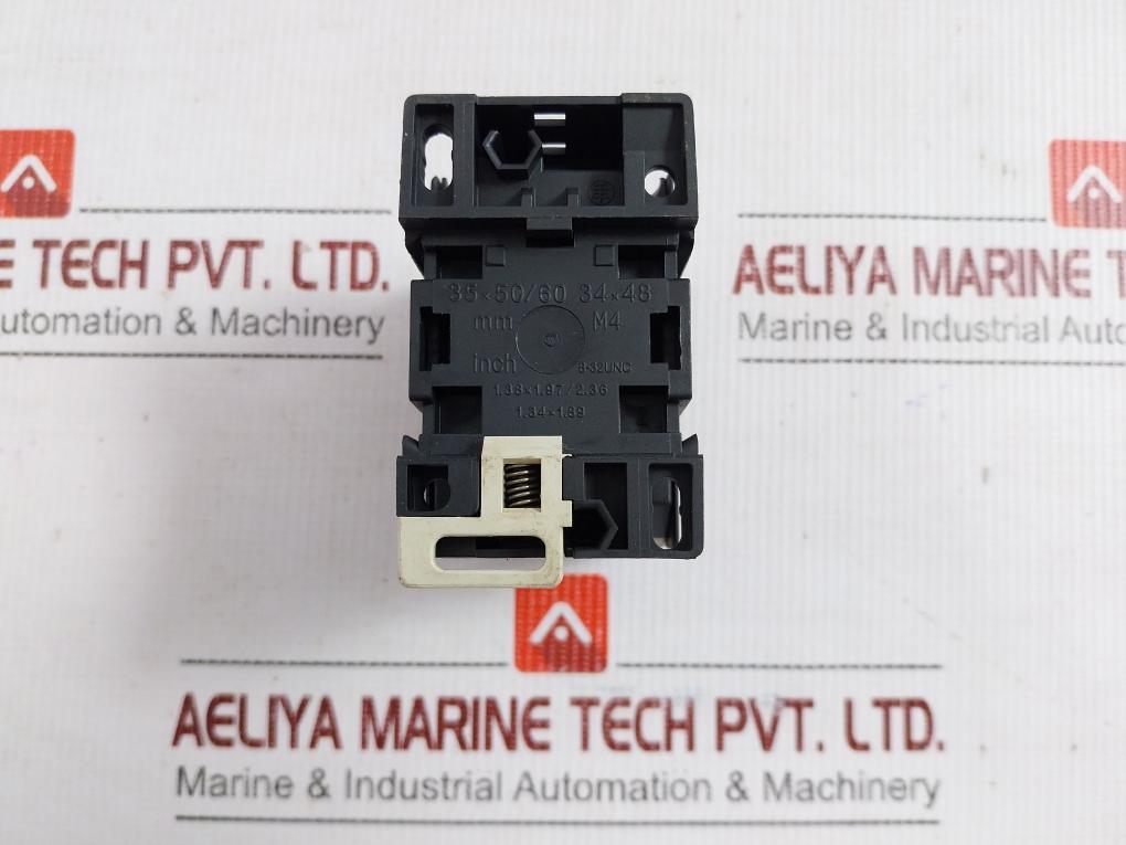 Telemecanique 220-240 Vac 50/60 Hz Control Relay Ca2-dn40