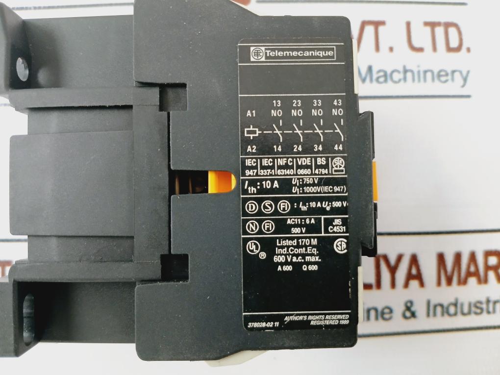 Telemecanique Ca2 Dn40 Control Relay 10A 750V