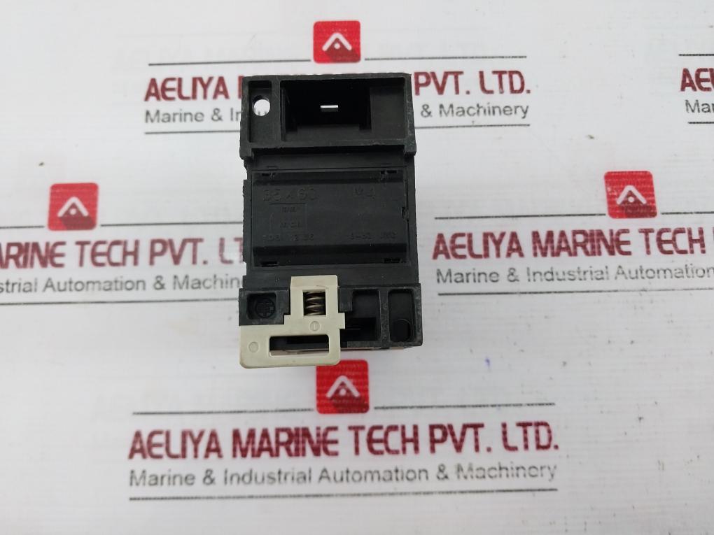 Telemecanique Ca4 Dn40 Control Relay Iec 337-1 Vde 0660 A600 Q600 24V Dc 40A