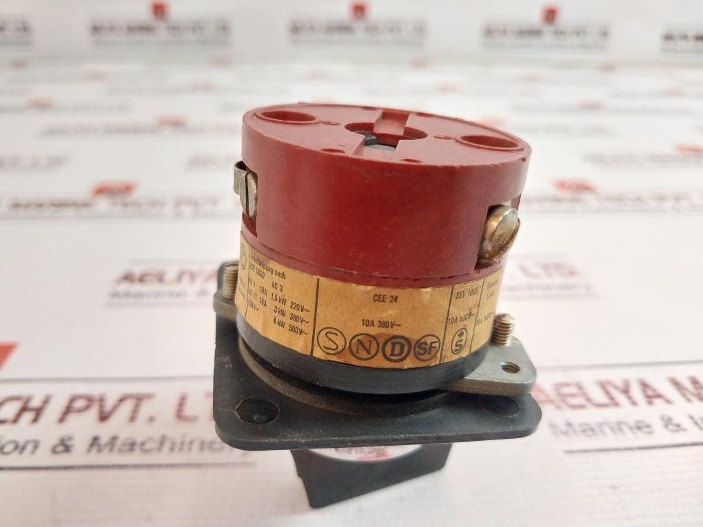 Telemecanique Cee 24 Main Switch 31150 10A 380V~