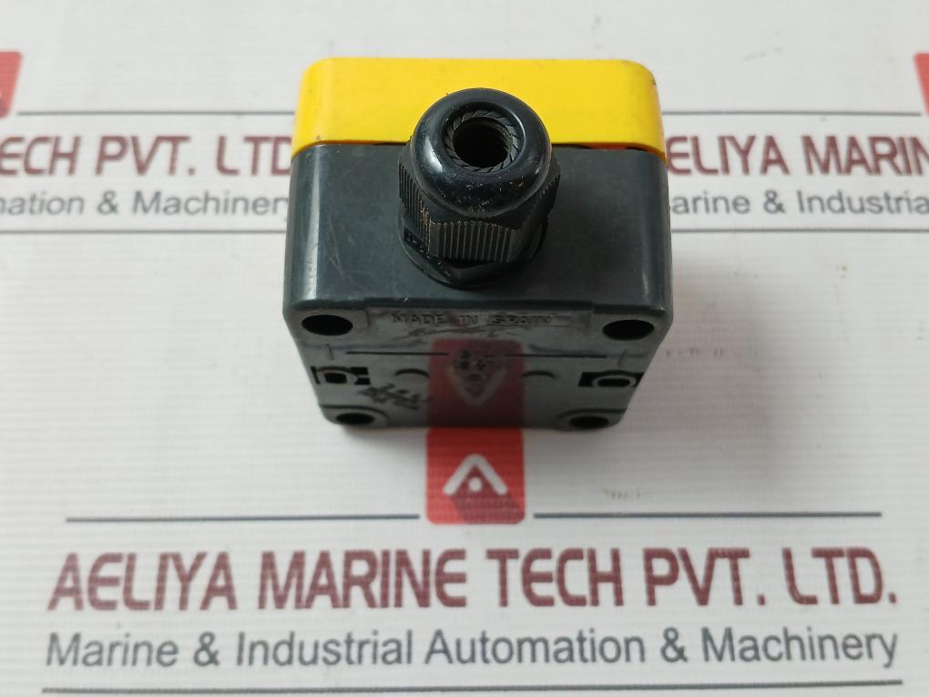 Telemecanique Emergency Stop Push Button Ac 660V 10A