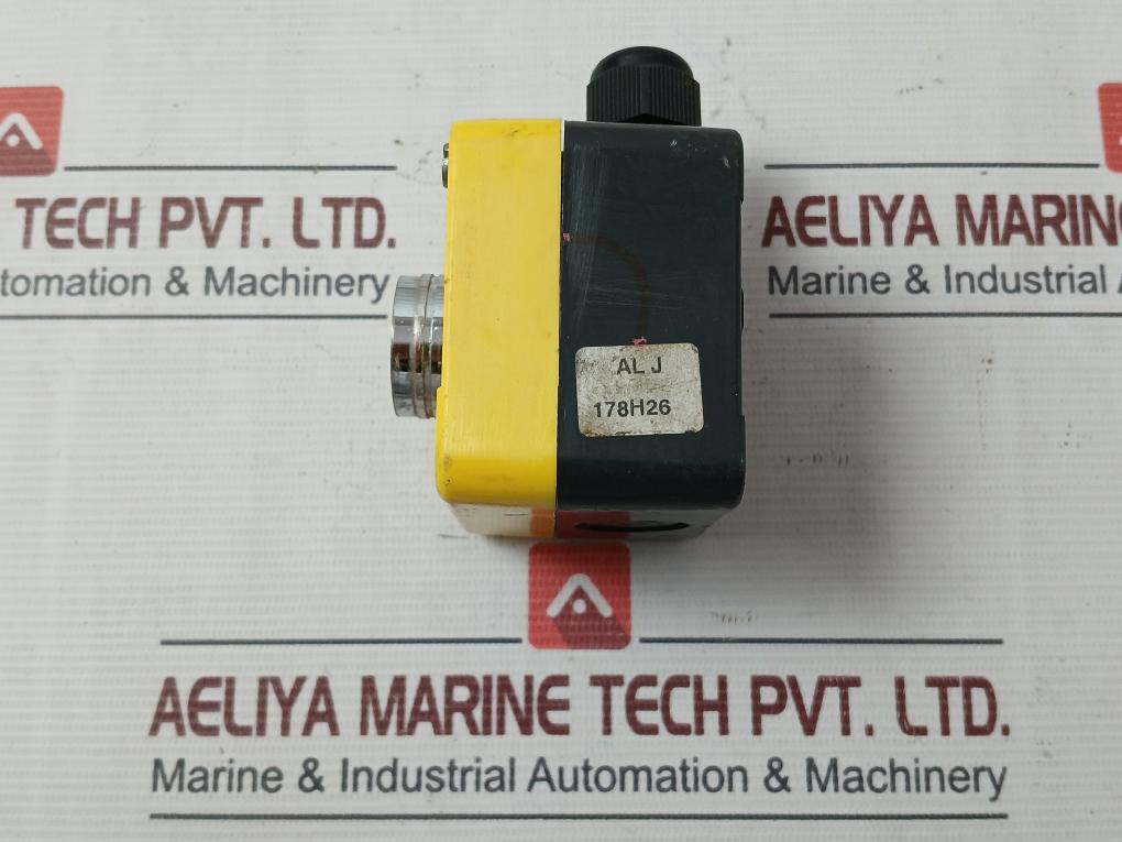 Telemecanique Emergency Stop Push Button Ac 660V 10A