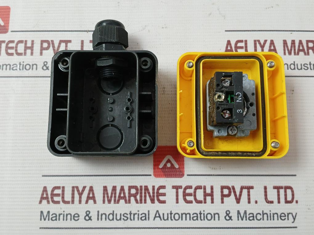 Telemecanique Emergency Stop Push Button Ac 660V 10A