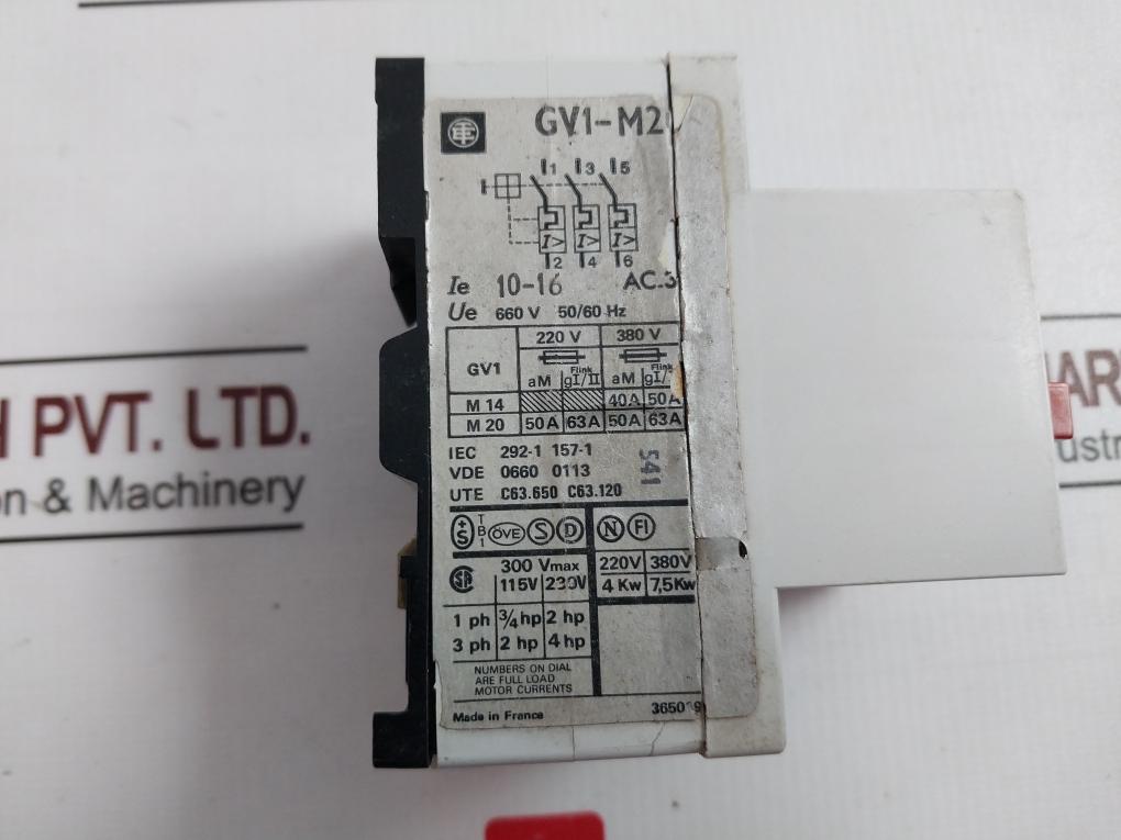 Telemecanique Gv1-m20 Din Rail Mount Circuit Breaker 300V Max