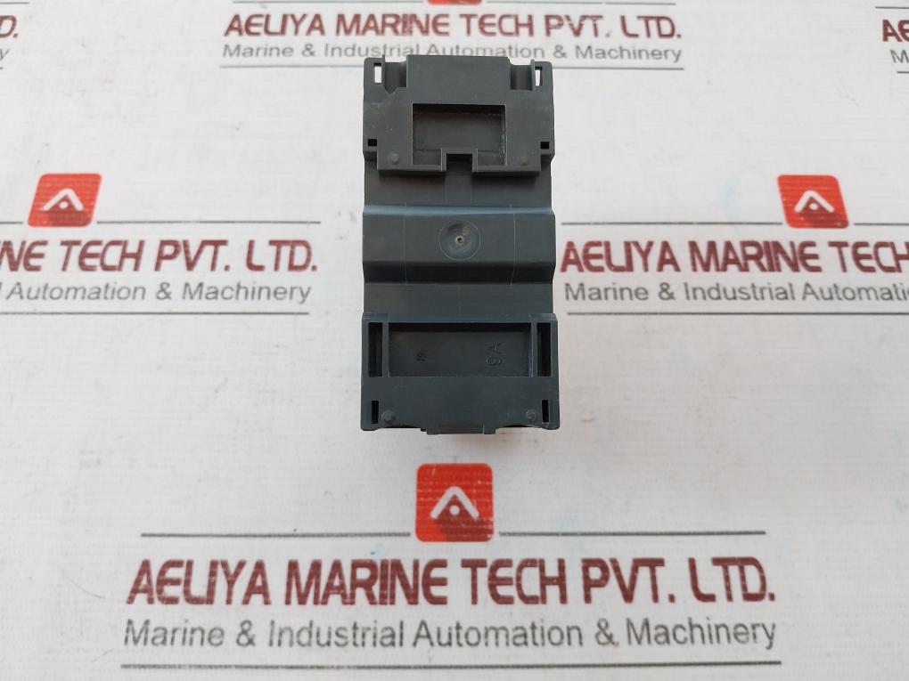 Telemecanique Gv2-rt10 Motor Circuit Breaker 690V 50/60Hz A015279 Vu09 Iea08