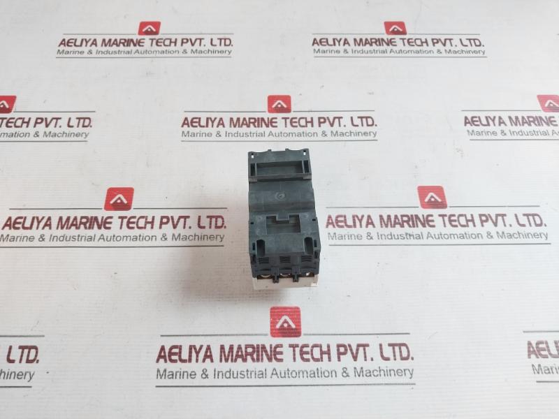 Telemecanique Gv2-rt10 Motor Circuit Breaker 690V Ac 50/60Hz  Awg 8-18 138A 6Kv