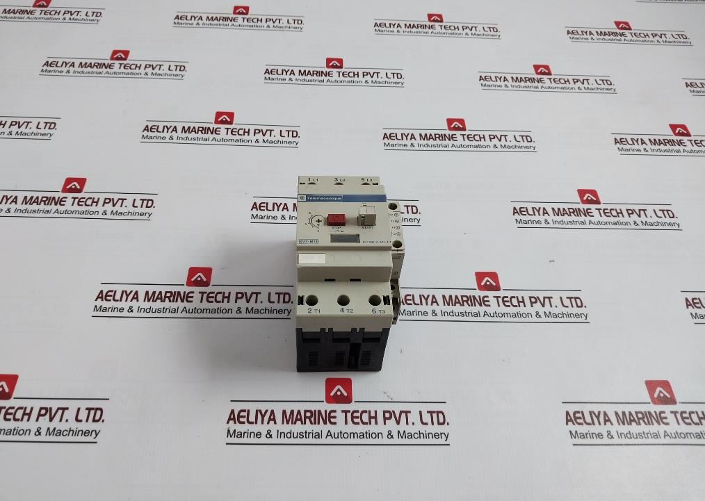 Telemecanique Gv3-m10 Motor Circuit Breaker With Gv1-a01 Contact Block 690V