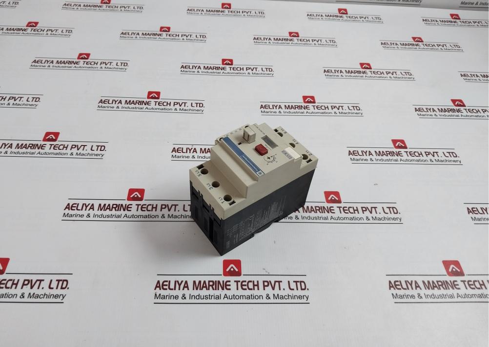 Telemecanique Gv3-m10 Motor Circuit Breaker With Gv1-a01 Contact Block 690V