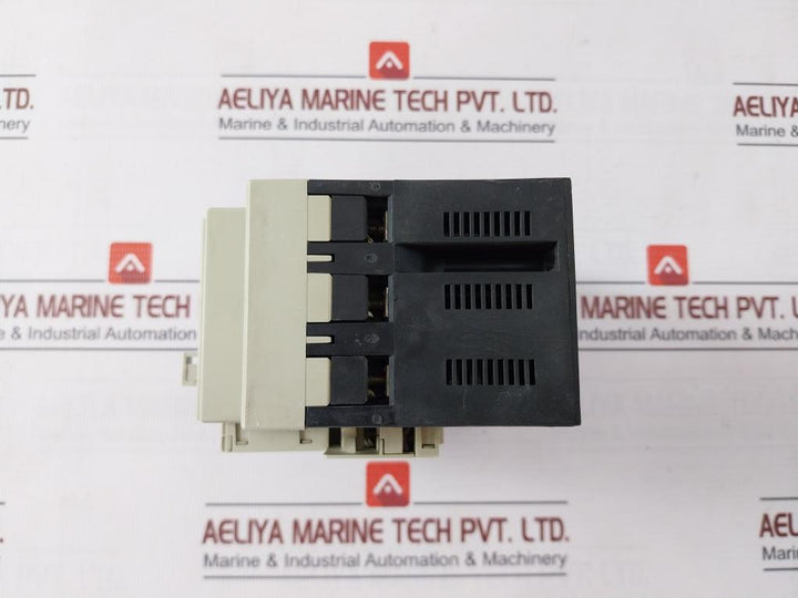 Telemecanique Gv3-m14 Motor Circuit Breaker W/ Aux. Contact Block Gv1-a01 125%
