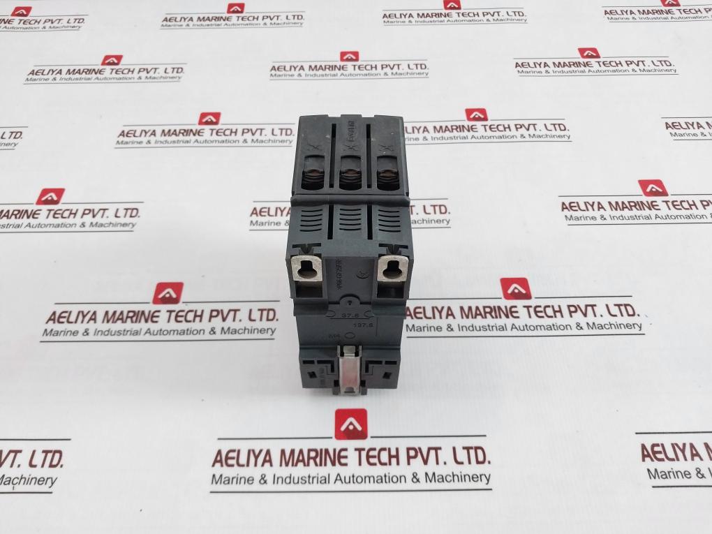 Telemecanique Gv3P18 3 Poles Motor Circuit Breaker 690V 50/60Hz