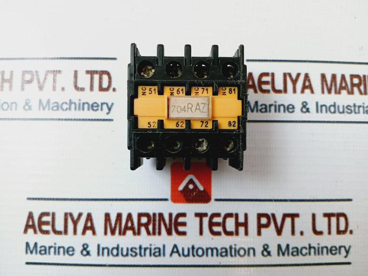Telemecanique La1-d04 A 65 Auxiliary Contact