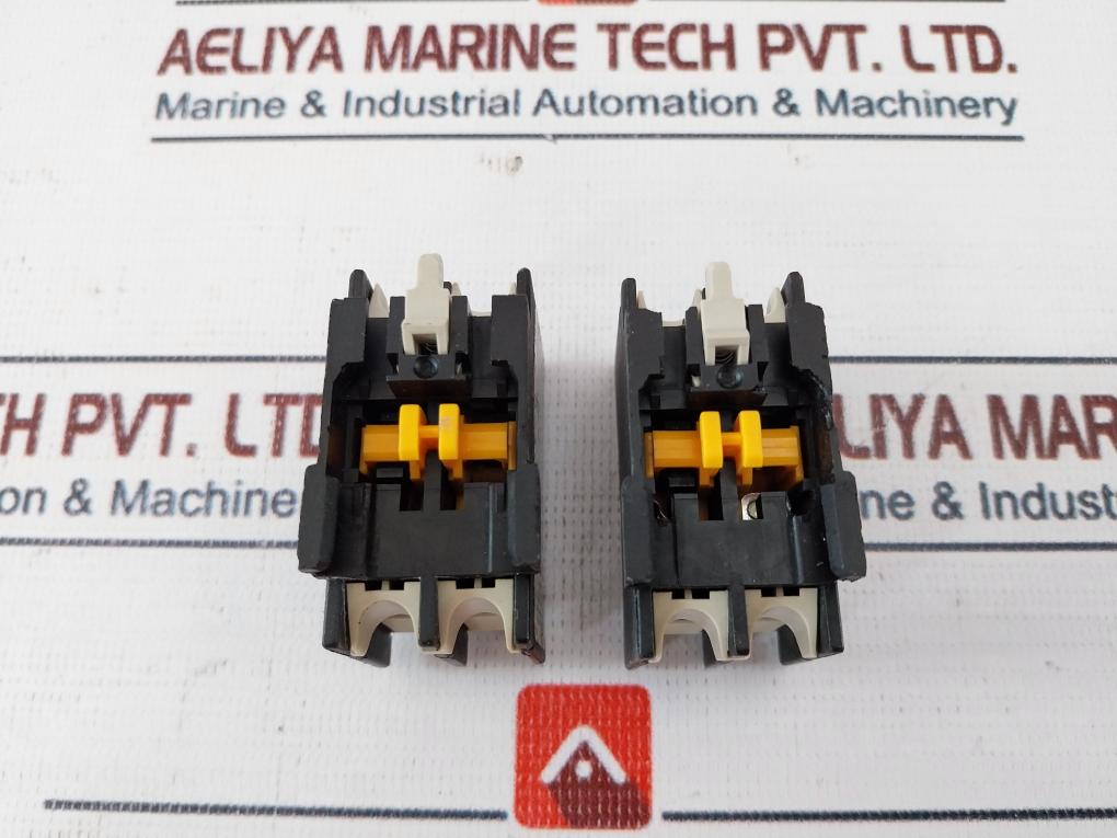 Lot of 2X Telemecanique La1 Dn11 Auxiliary Contact Block 10a 378352-01 31