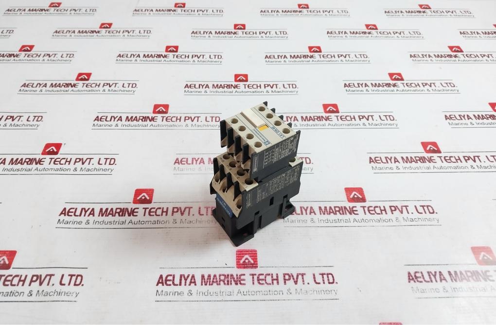 Telemecanique La1Dn40 Auxiliary Contact Block 10A 660V 600Vac 220V 50/60 Hz