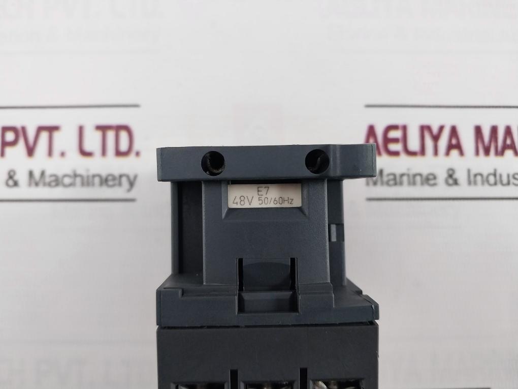 Telemecanique La1 Dn40 Auxiliary Contact Unit 50/60Hz