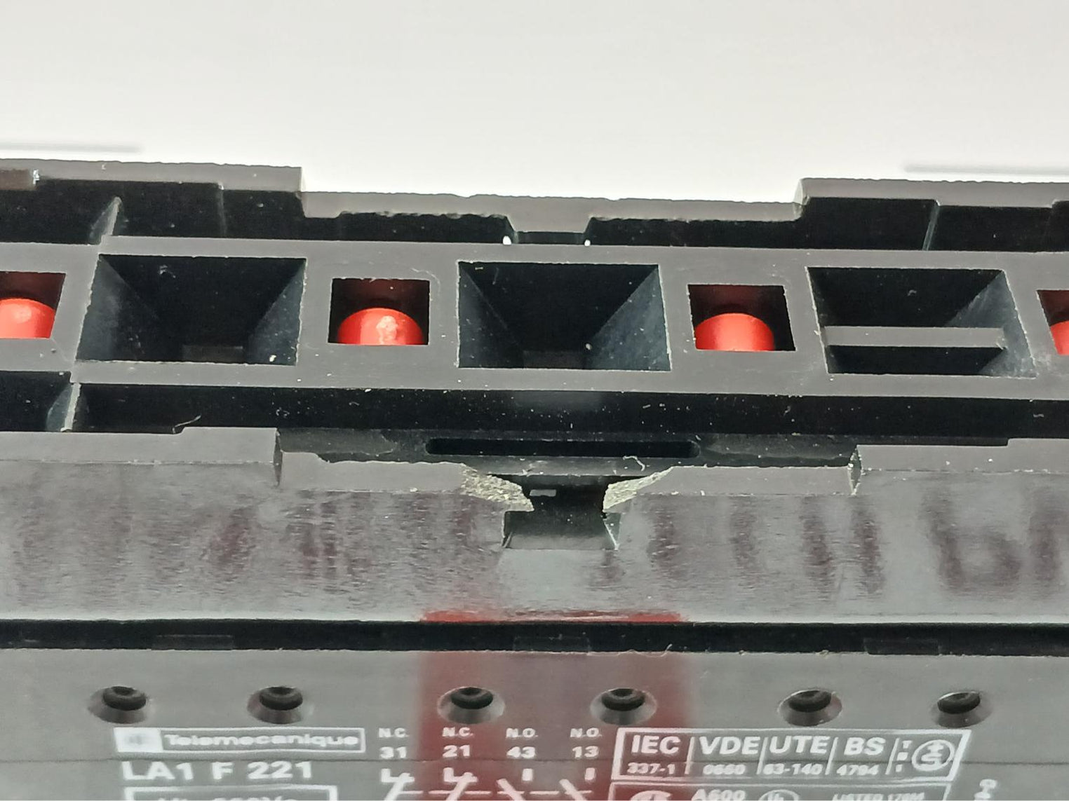 Telemecanique La1 F 221 Contactor Auxiliary Block 660V 15A