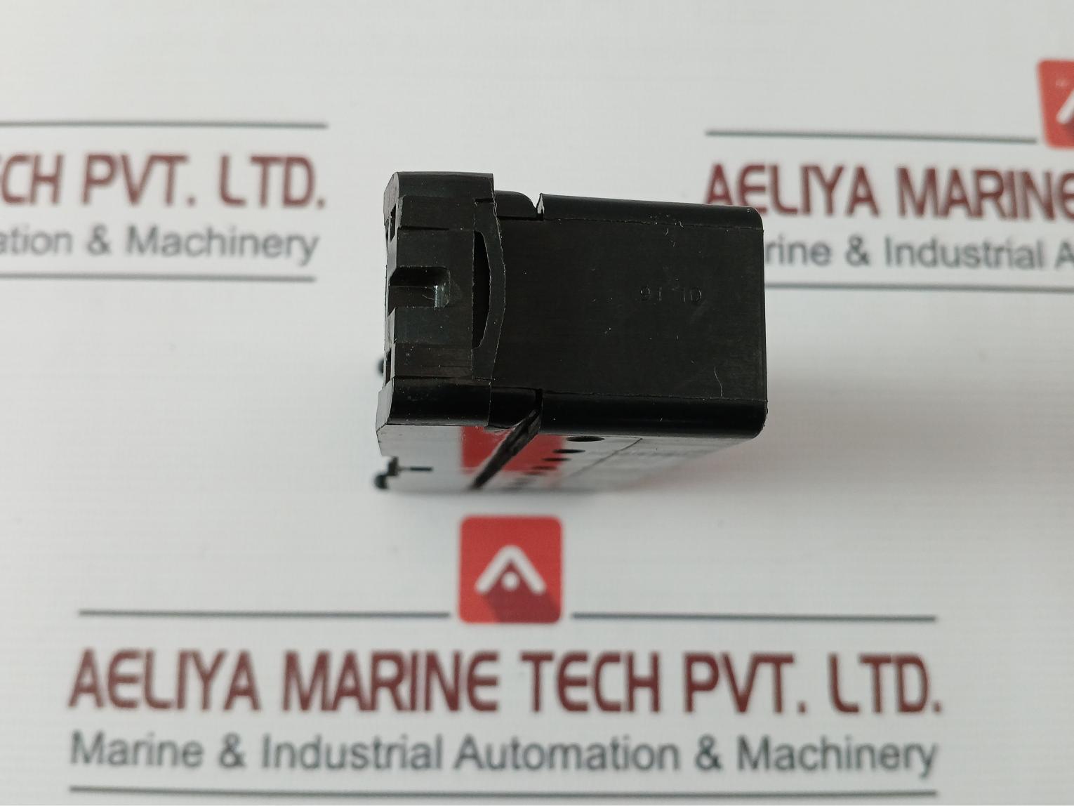 Telemecanique La1 F 221 Contactor Auxiliary Block 660V 15A