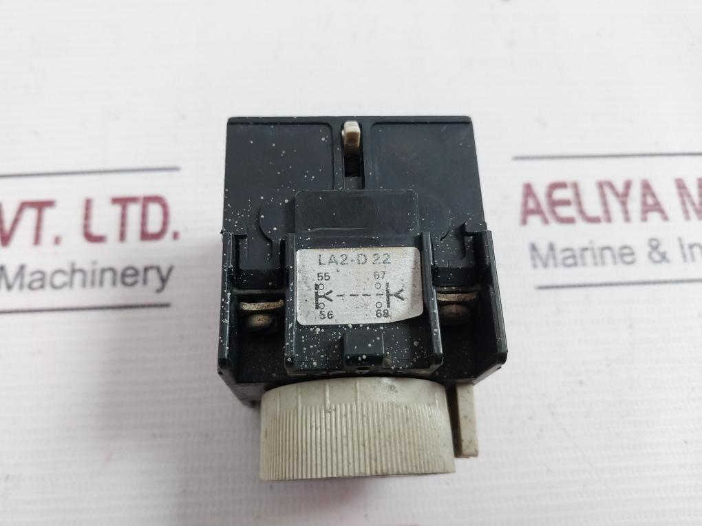 Telemecanique La2-d22 Time Delay Module