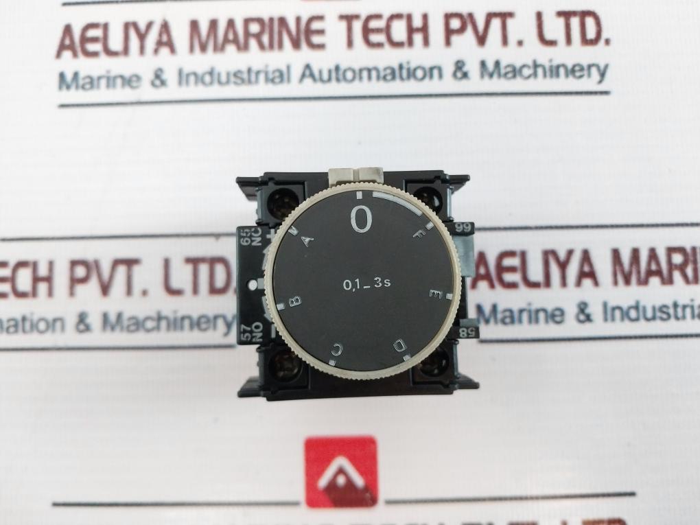 Telemecanique La3-d20 A65 Time Delay Block
