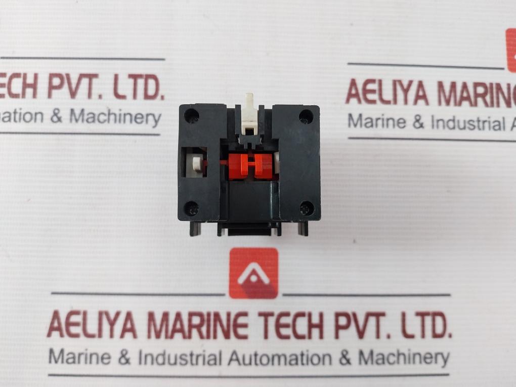 Telemecanique La3-d20 Time Delay Block