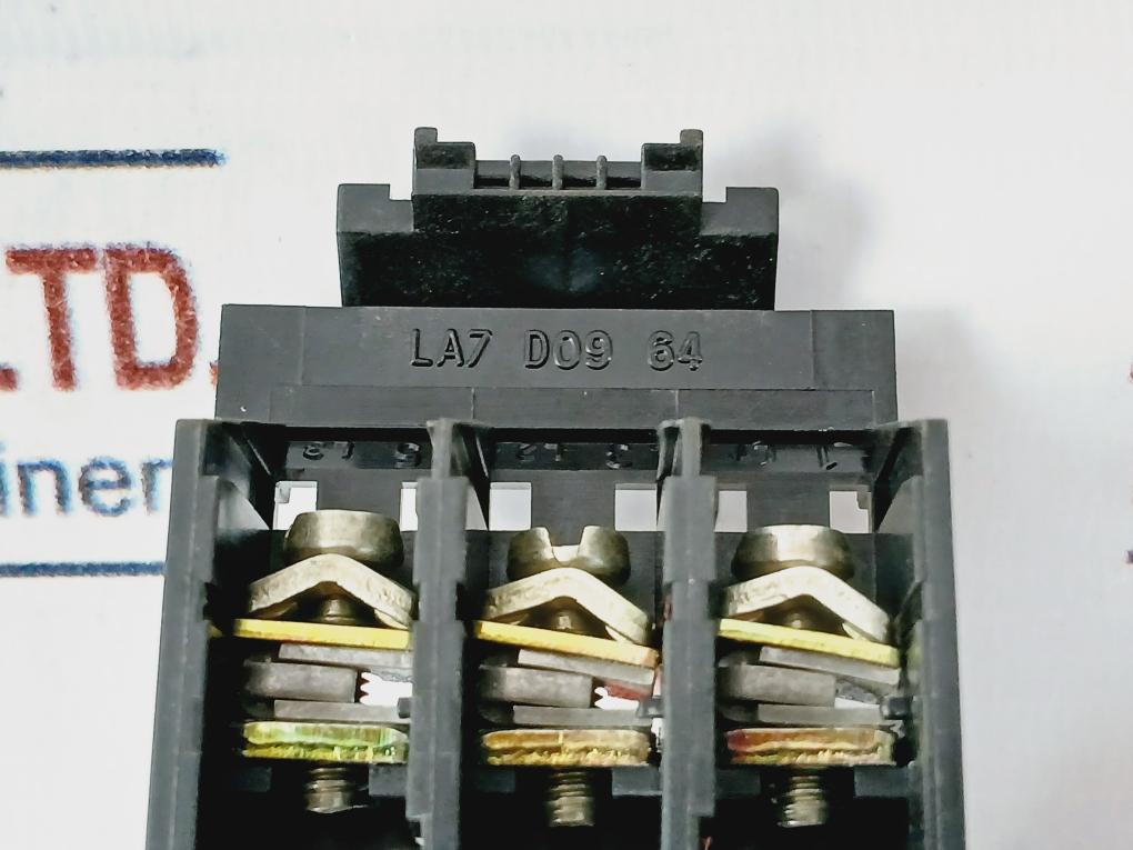Telemecanique La7-d0964 Terminal Block