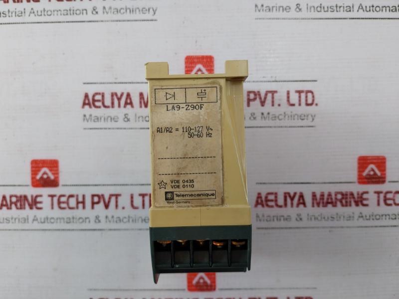 Telemecanique La9-z90F Control Relay 110-127 V 50-60Hz