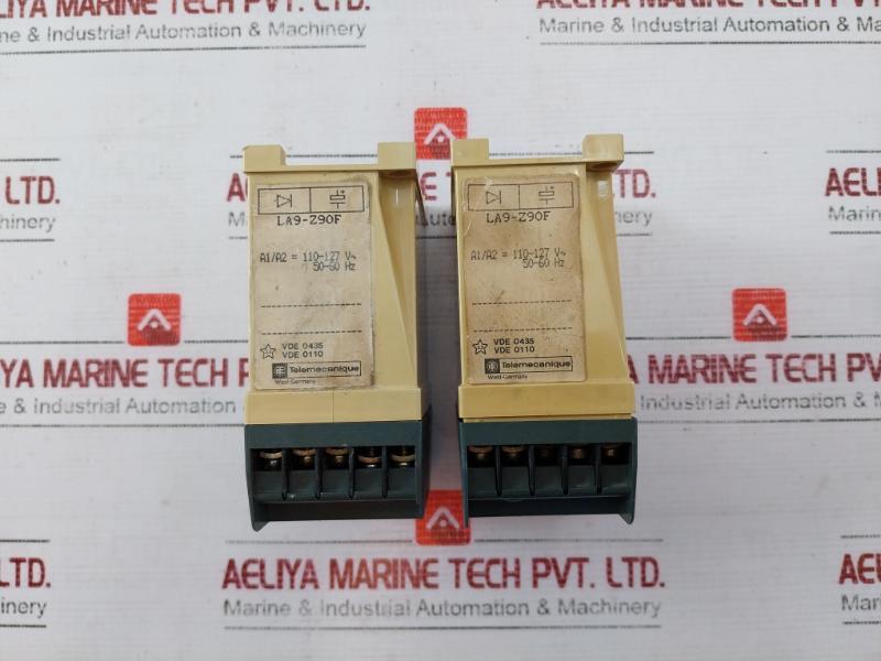 Telemecanique La9-z90F Control Relay 110-127 V 50-60Hz