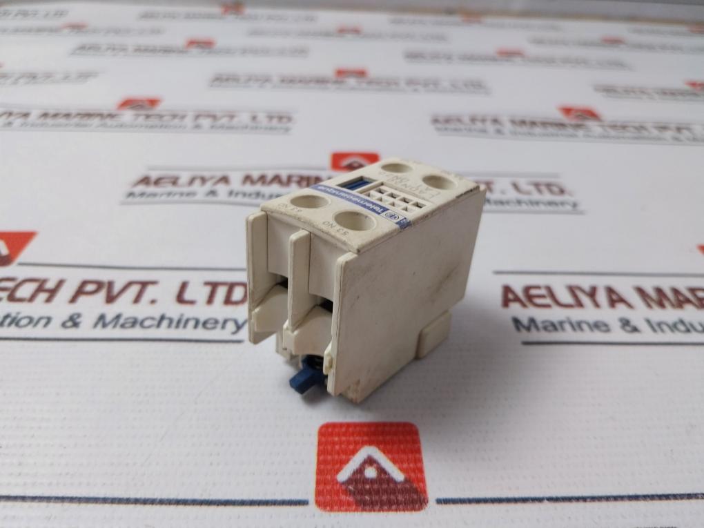 Telemecanique/Schneider Electric Ladn20 Auxiliary Contact Block 10A 690V