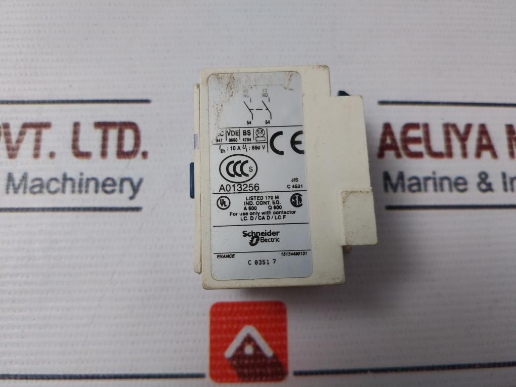 Telemecanique/Schneider Electric Ladn20 Auxiliary Contact Block 10A 690V