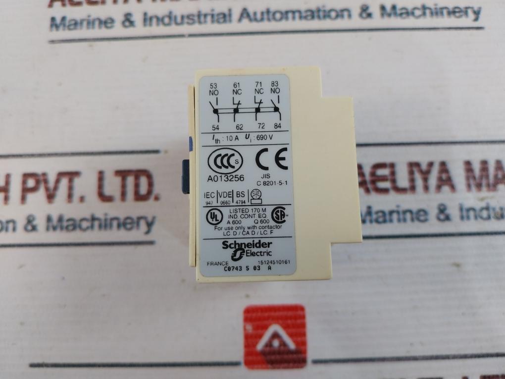 Lot Of 2X Telemecanique Ladn22 Instant Contact Block