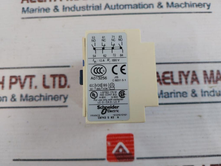 Lot of 2X TELEMECANIQUE LADN22 Instant Contact Block
