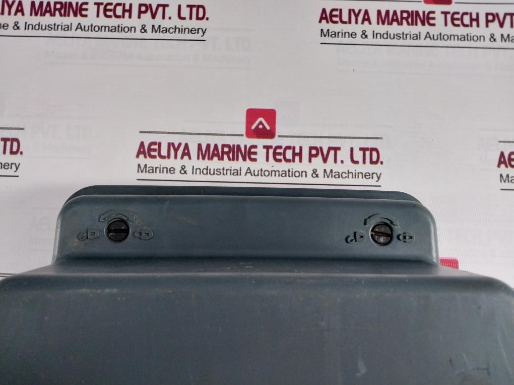 Telemecanique Ladn40 Electrical Control Panel 50/60Hz