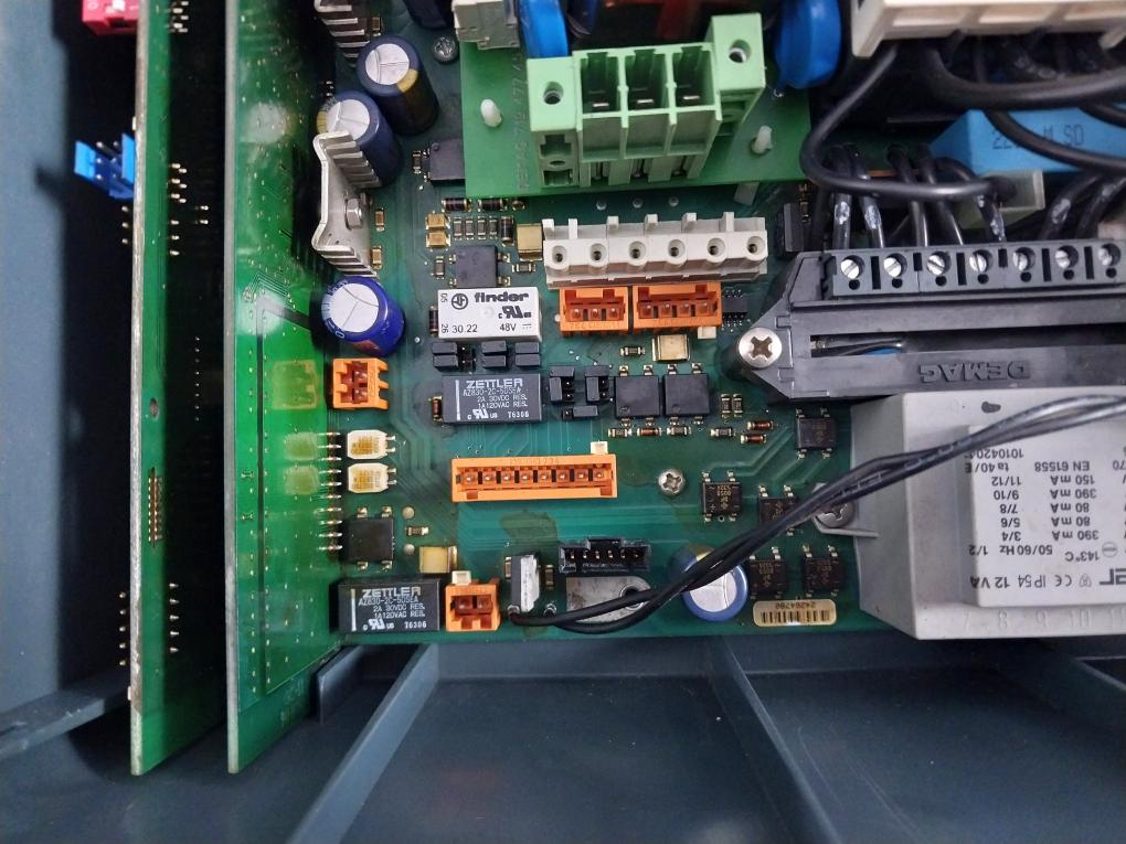 Telemecanique Ladn40 Electrical Control Panel 50/60Hz