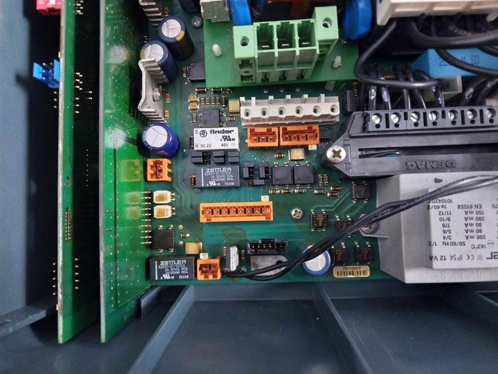 Telemecanique Ladn40 Electrical Control Panel 50/60Hz
